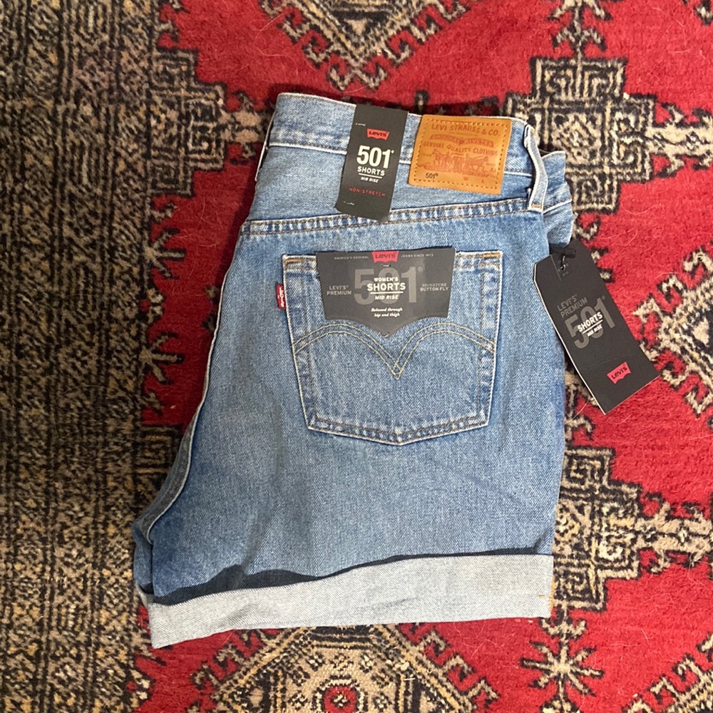 501 levi shorts NWT